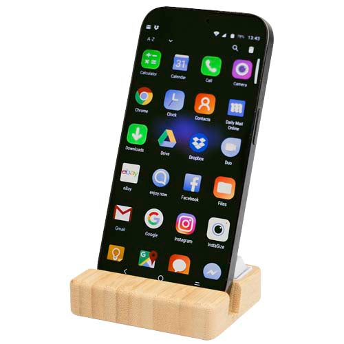 Soporte para teléfono de plástico reciclado con juguete y detalles de bambú