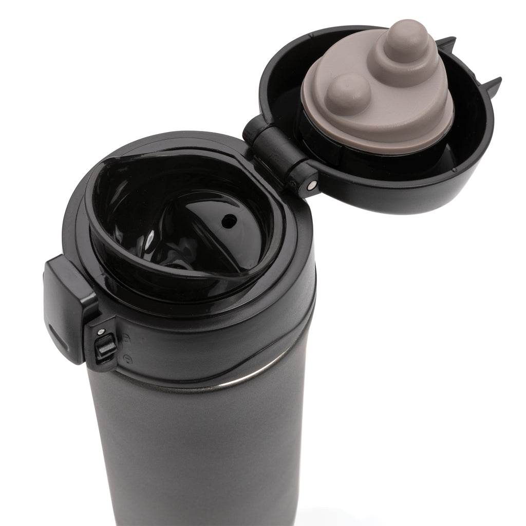 Taza metálica al vacío con