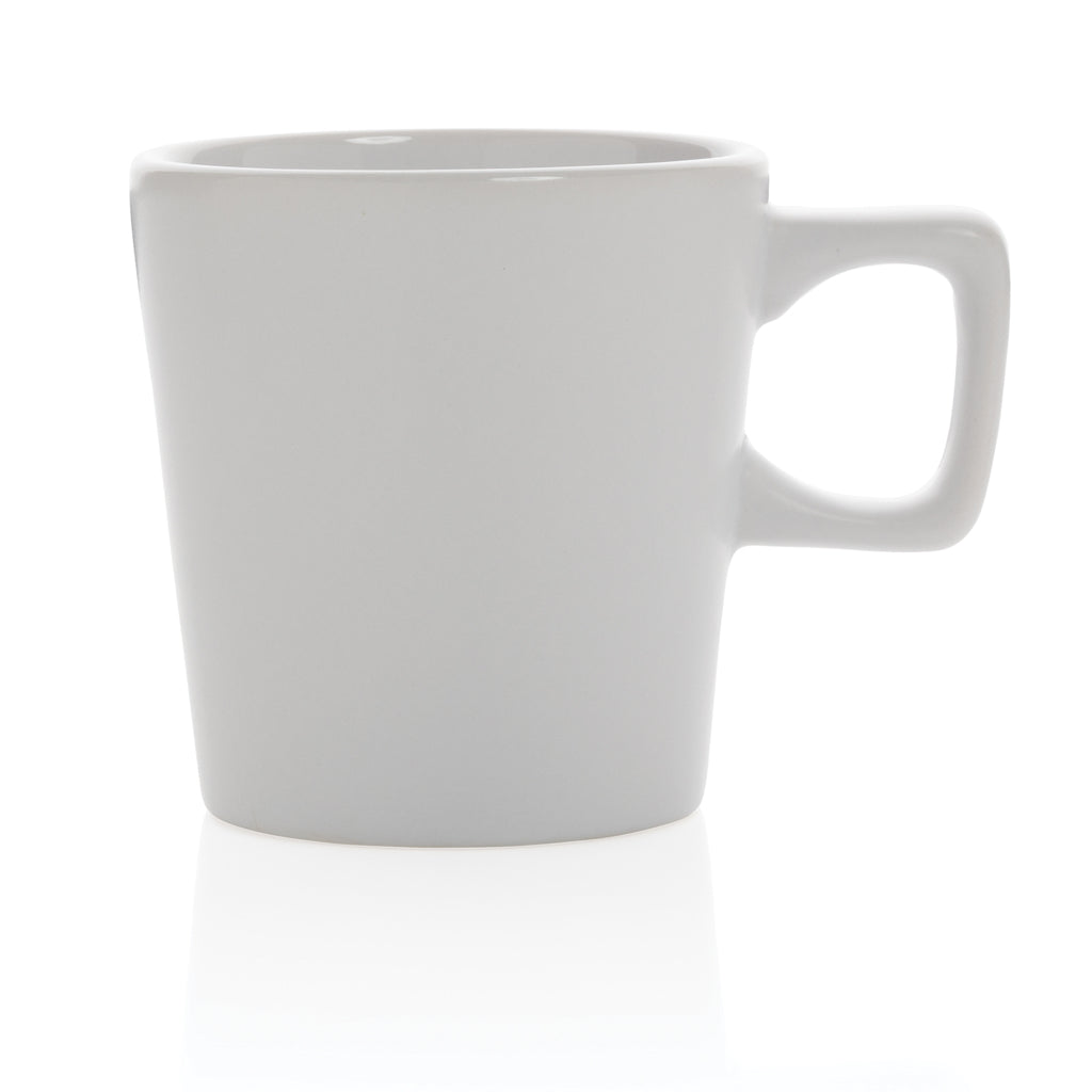 Taza moderna de café de