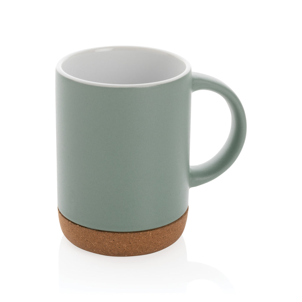 Taza de cerámica con base
