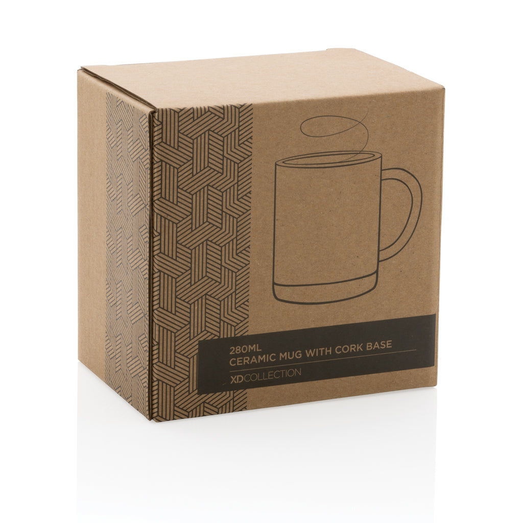 Taza de cerámica con base