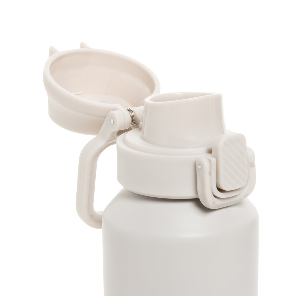 Botella deportiva con cierre de acero reciclado RCS, 600 ml
