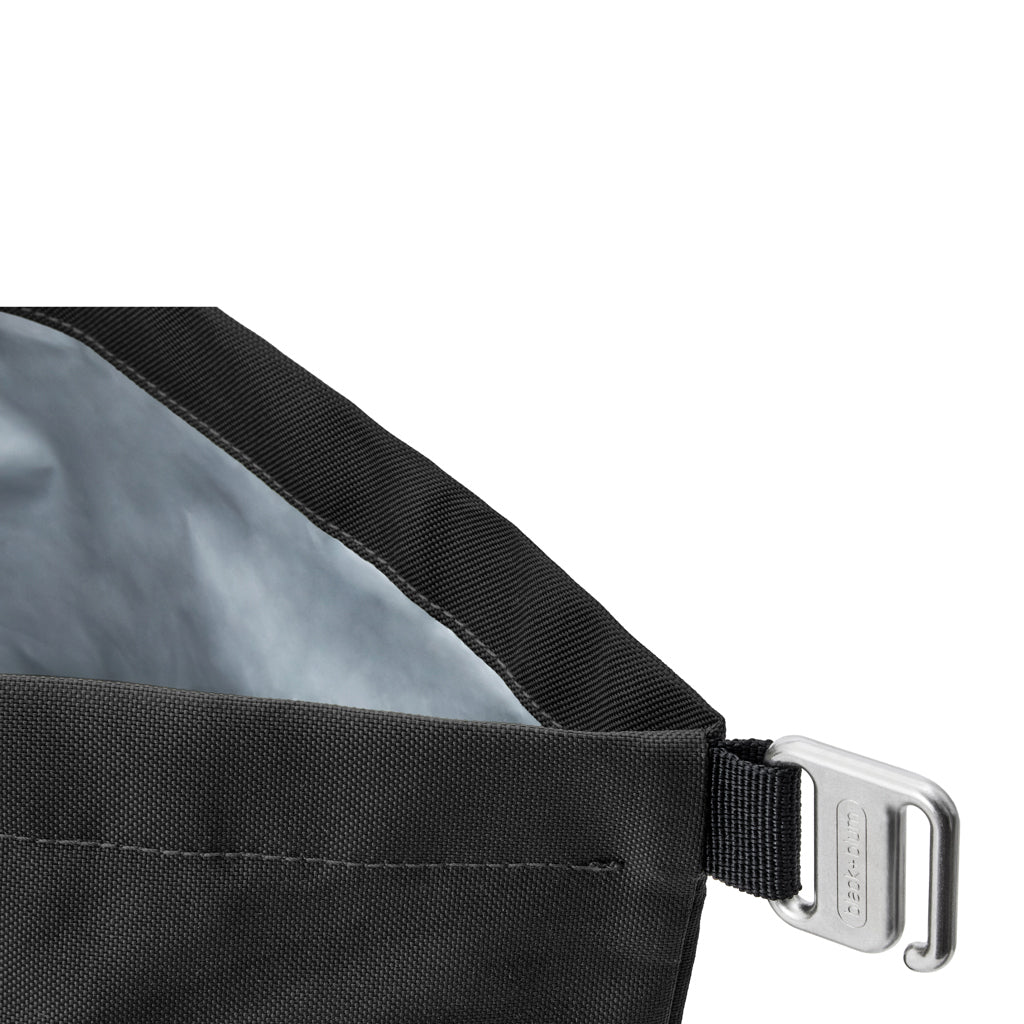 Nevera térmica para almuerzo Black+Blum de 6,7 L