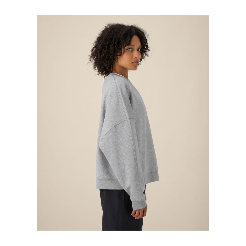 The Stella Lianna Women’s Crewneck